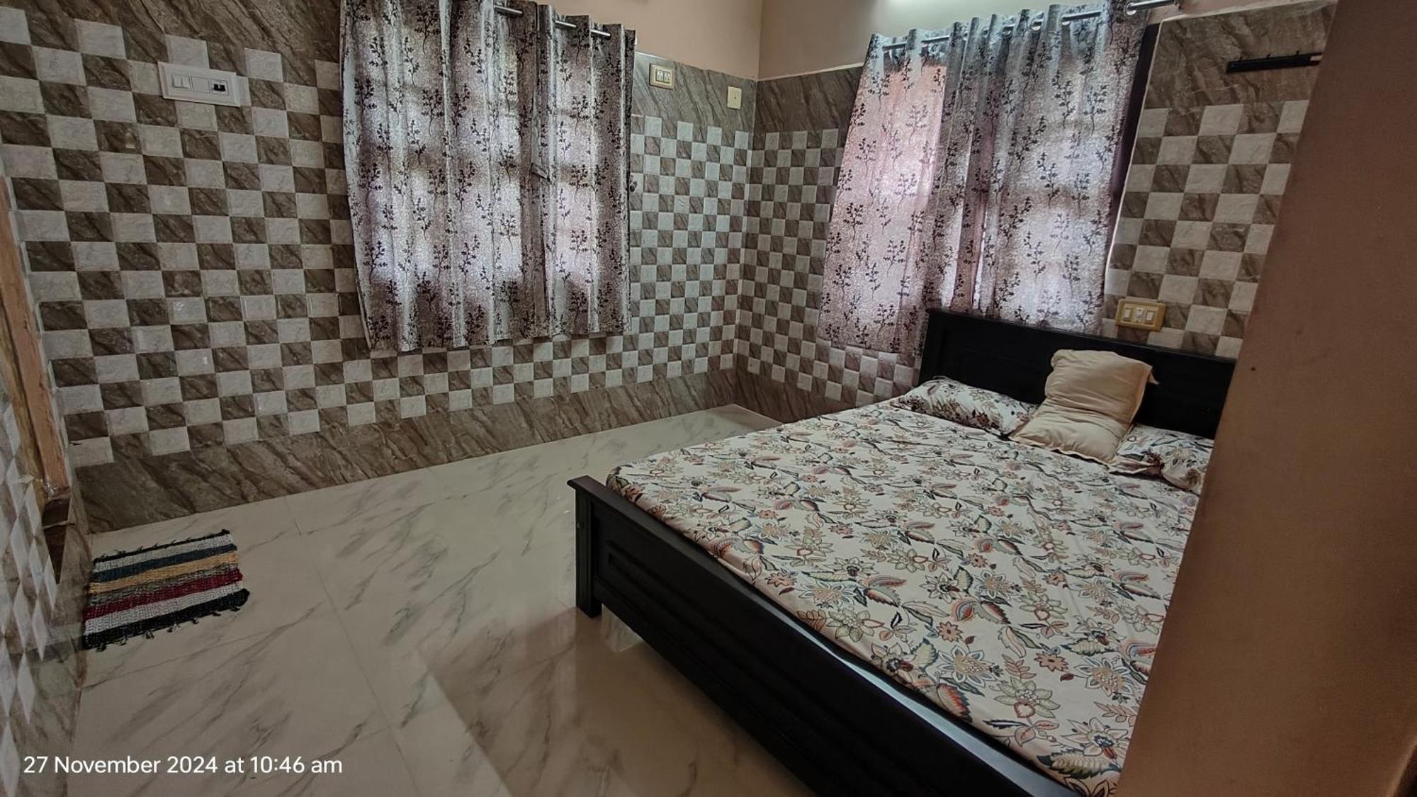 Selvams Home Stay Tiruchchendur ภายนอก รูปภาพ
