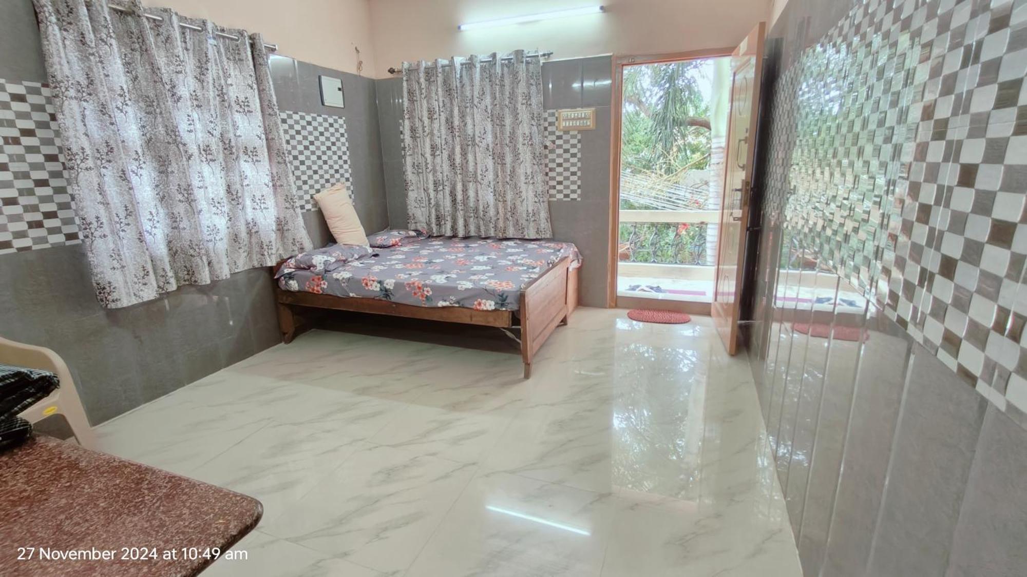 Selvams Home Stay Tiruchchendur ภายนอก รูปภาพ